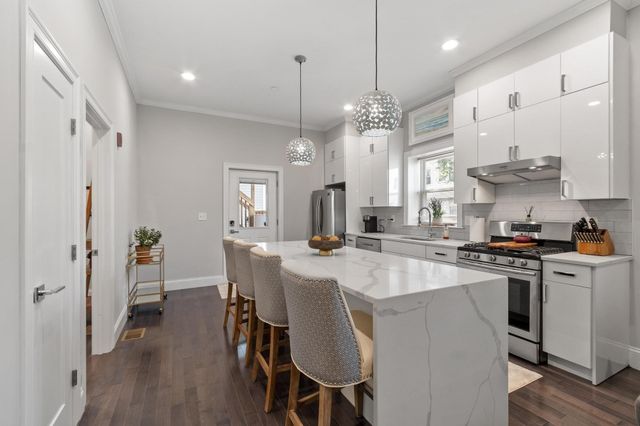 301 Saratoga Street 1, Boston, MA 02128
