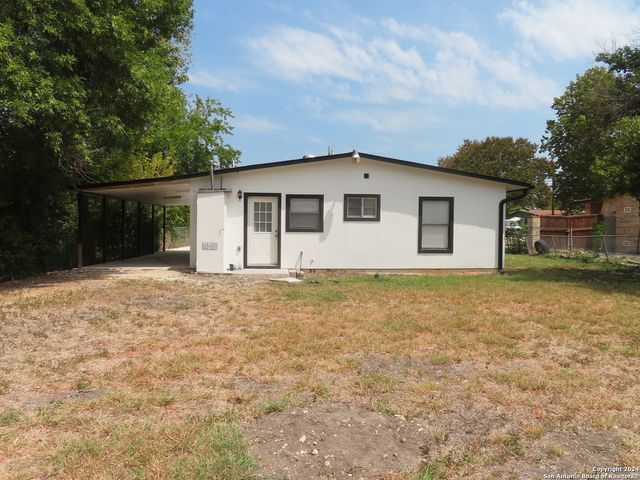 142 Danny Clay, San Antonio, TX 78228