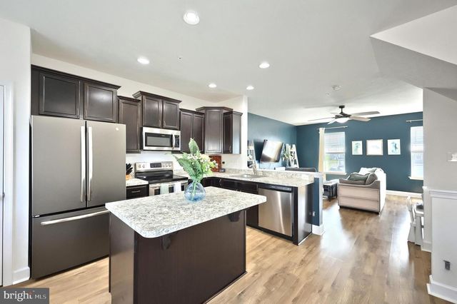 61 AYRSHIRE DR, Hanover, PA 17331