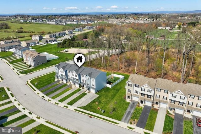 61 AYRSHIRE DR, Hanover, PA 17331