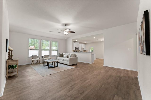 6026 Hazel Place Drive, Conroe, TX 77303