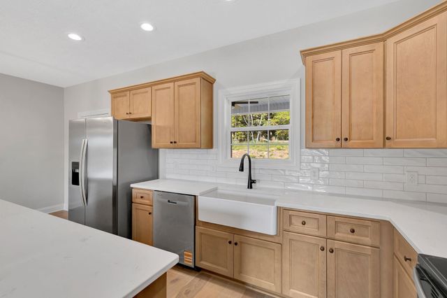 116 Stonebrook Dr, Shelbyville, TN 37160