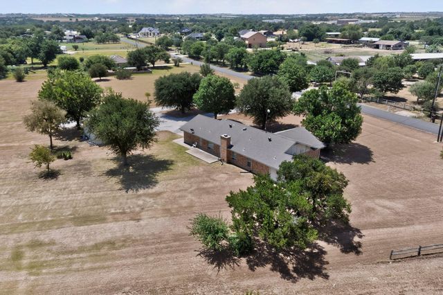 350 Richard RD, Georgetown, TX 78626