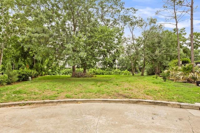 2 Magnolia Bend Drive, Houston, TX 77024