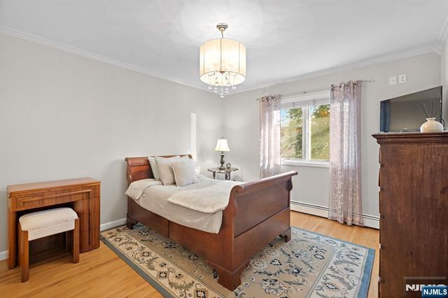 228 Lafayette Avenue, Cliffside Park, NJ 07010