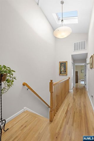 228 Lafayette Avenue, Cliffside Park, NJ 07010
