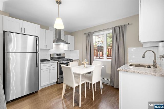228 Lafayette Avenue, Cliffside Park, NJ 07010