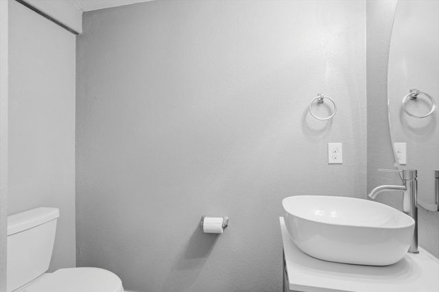 445 Pollyann Trail, Fort Worth, TX 76052