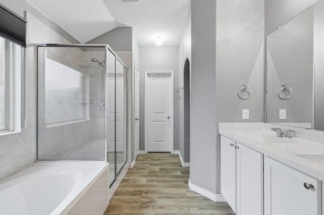 445 Pollyann Trail, Fort Worth, TX 76052