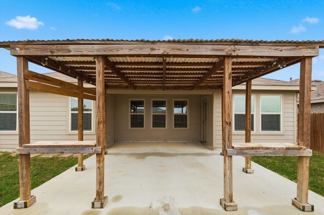 445 Pollyann Trail, Fort Worth, TX 76052