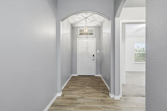 445 Pollyann Trail, Fort Worth, TX 76052