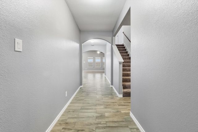 445 Pollyann Trail, Fort Worth, TX 76052