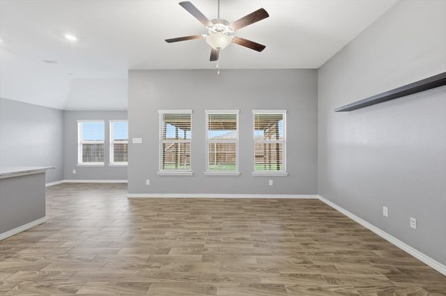 445 Pollyann Trail, Fort Worth, TX 76052