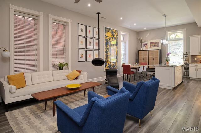 2330 S 12th Street 102, St Louis, MO 63104