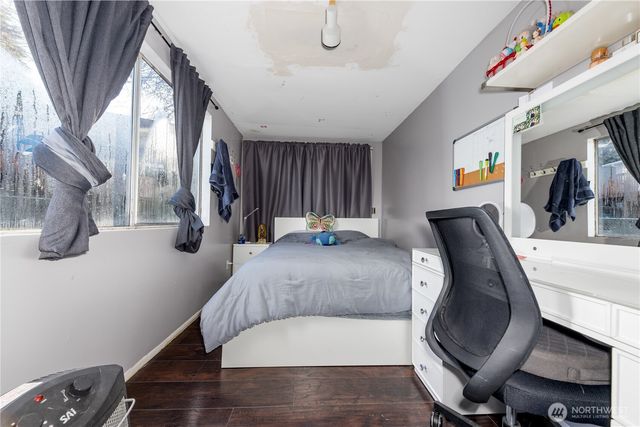 9264 57th Avenue S, Seattle, WA 98118