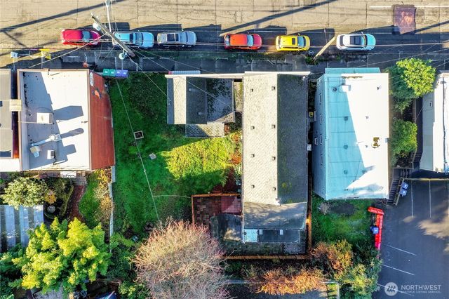 9264 57th Avenue S, Seattle, WA 98118