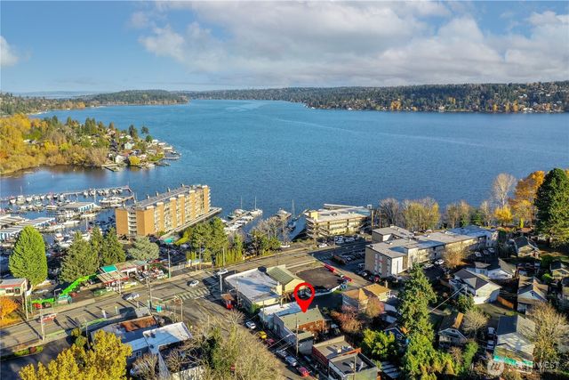 9264 57th Avenue S, Seattle, WA 98118