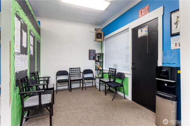 9264 57th Avenue S, Seattle, WA 98118