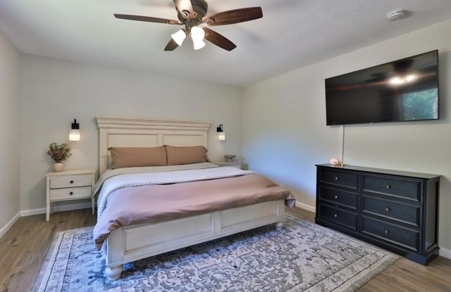 5300 Earnshaw Way, Placerville, CA 95667