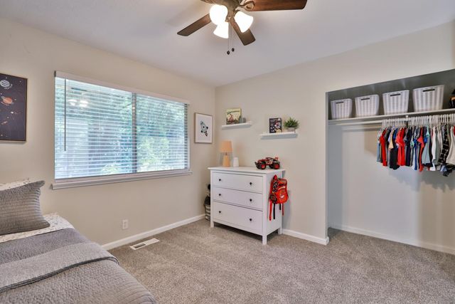 5300 Earnshaw Way, Placerville, CA 95667