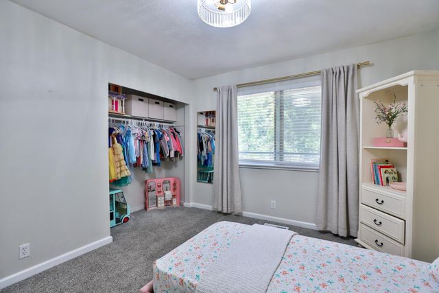 5300 Earnshaw Way, Placerville, CA 95667