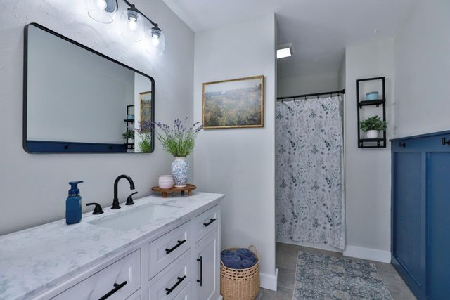 5300 Earnshaw Way, Placerville, CA 95667