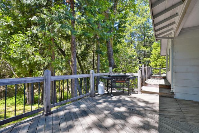 5300 Earnshaw Way, Placerville, CA 95667