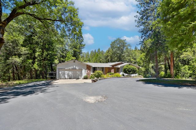 5300 Earnshaw Way, Placerville, CA 95667