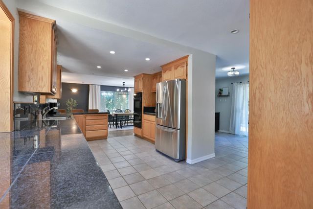 5300 Earnshaw Way, Placerville, CA 95667