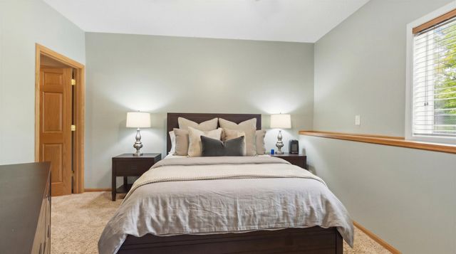 1857 Wyndam Drive, Shakopee, MN 55379