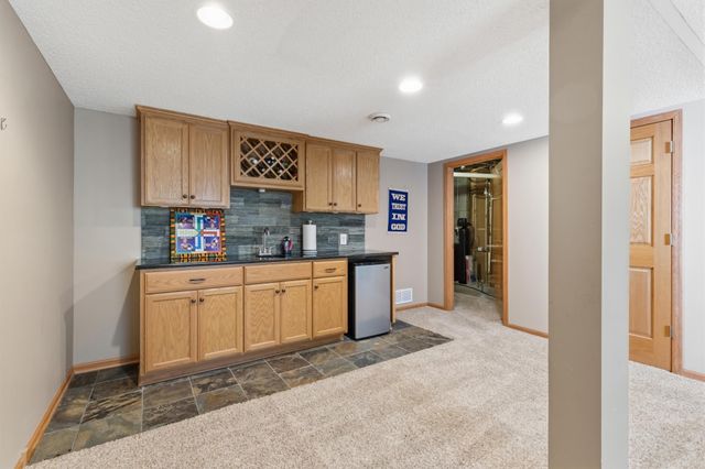 1857 Wyndam Drive, Shakopee, MN 55379
