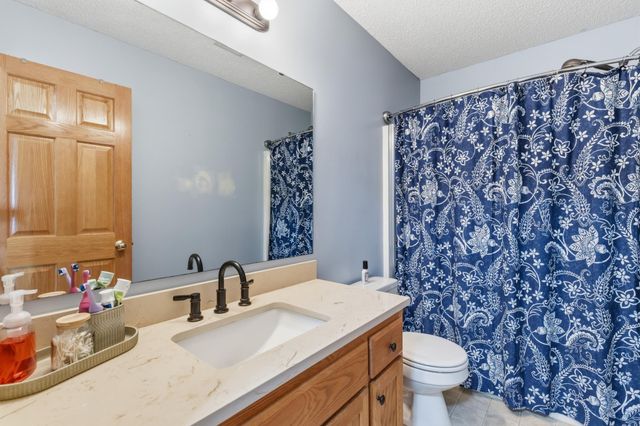 1857 Wyndam Drive, Shakopee, MN 55379