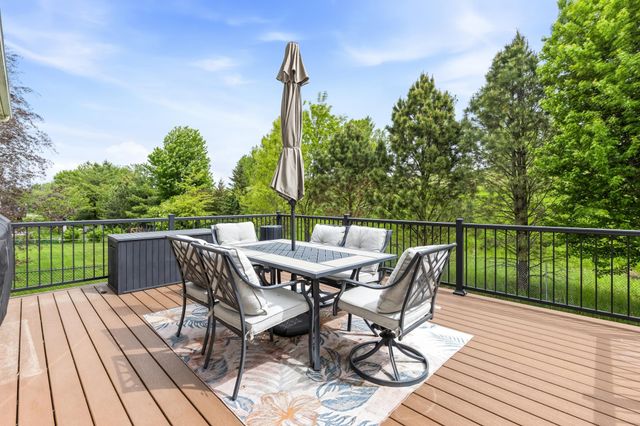 1857 Wyndam Drive, Shakopee, MN 55379