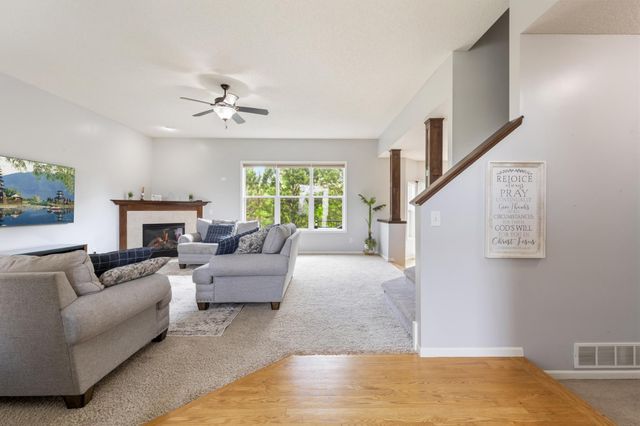 1857 Wyndam Drive, Shakopee, MN 55379