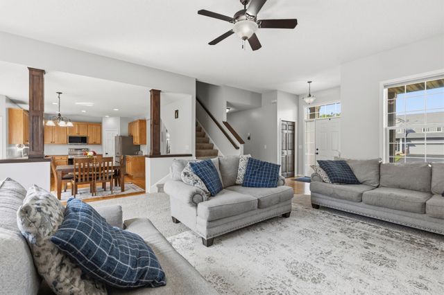 1857 Wyndam Drive, Shakopee, MN 55379