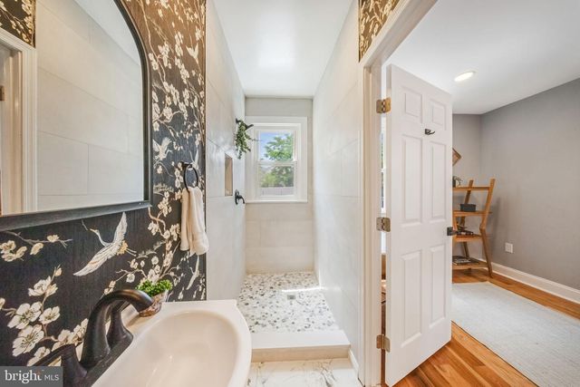 2605 MONROE ST NE, Washington, DC 20018