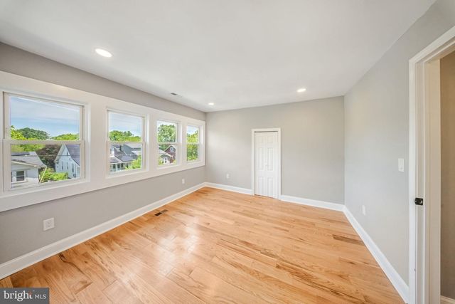 2605 MONROE ST NE, Washington, DC 20018