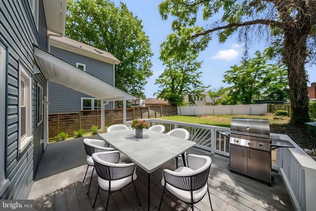 2605 MONROE ST NE, Washington, DC 20018