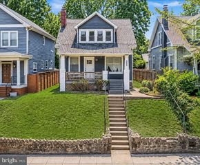 2605 MONROE ST NE, Washington, DC 20018