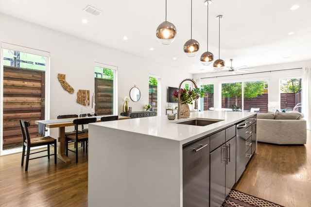 4410 Munger Avenue, Dallas, TX 75204