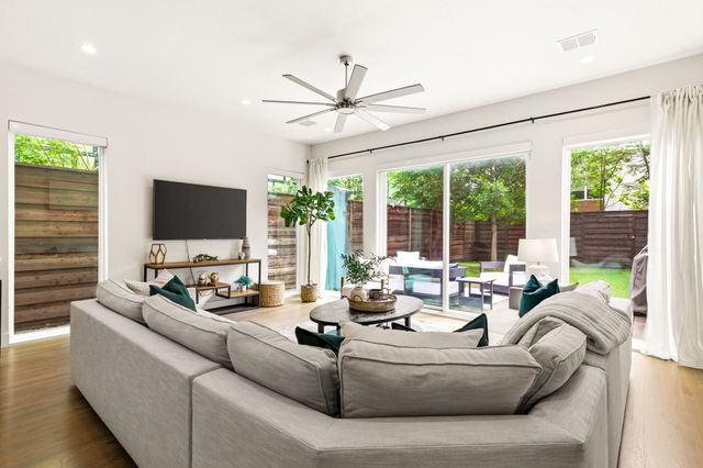 4410 Munger Avenue, Dallas, TX 75204