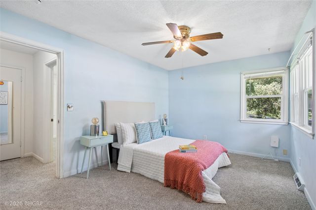 1910 NW 81st Street, Clive, IA 50325