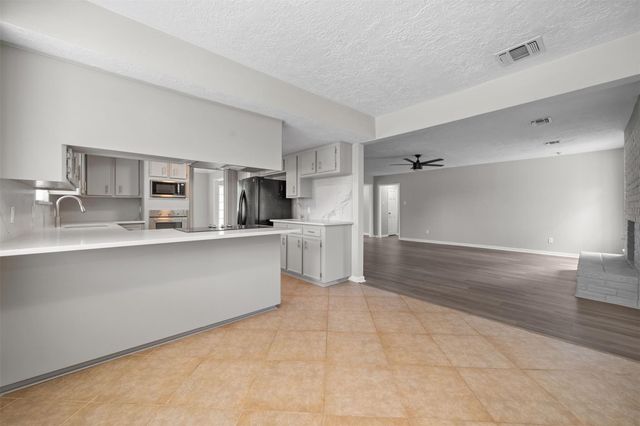 3915 Glenheather Drive, Houston, TX 77068