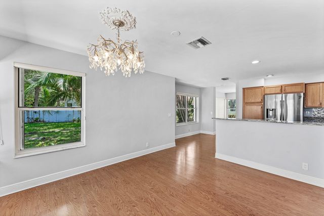 2011 NW 53rd Street, Boca Raton, FL 33496