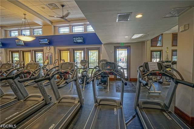 10633 Avila CIR, Fort Myers, FL 33913