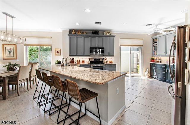 10633 Avila CIR, Fort Myers, FL 33913