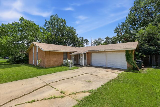 2006 Exeter Street, Irving, TX 75062