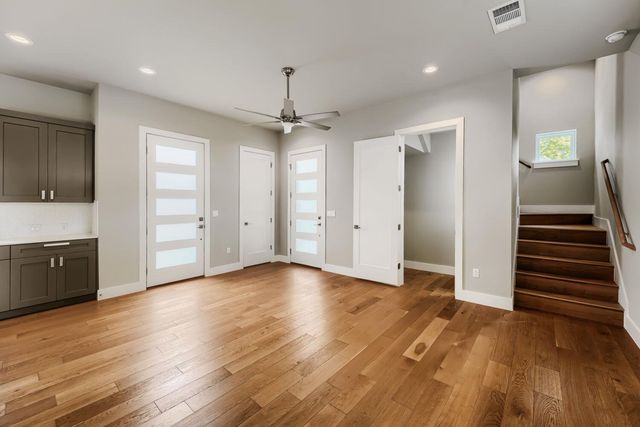 1200 Stobaugh ST A, Austin, TX 78757
