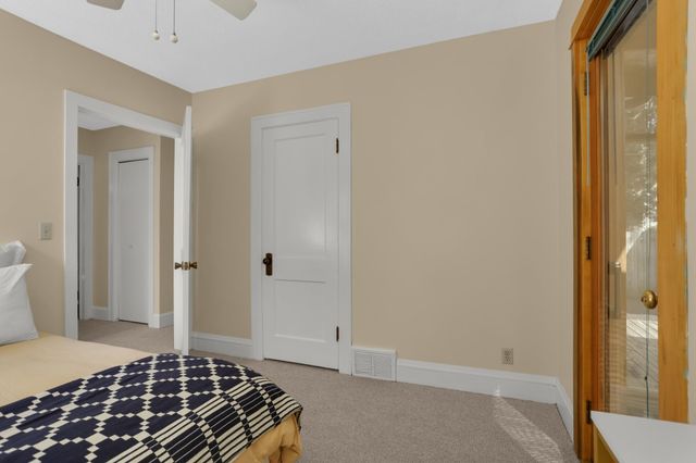 3521 E Minnehaha Parkway, Minneapolis, MN 55417