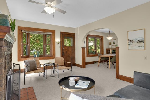 3521 E Minnehaha Parkway, Minneapolis, MN 55417